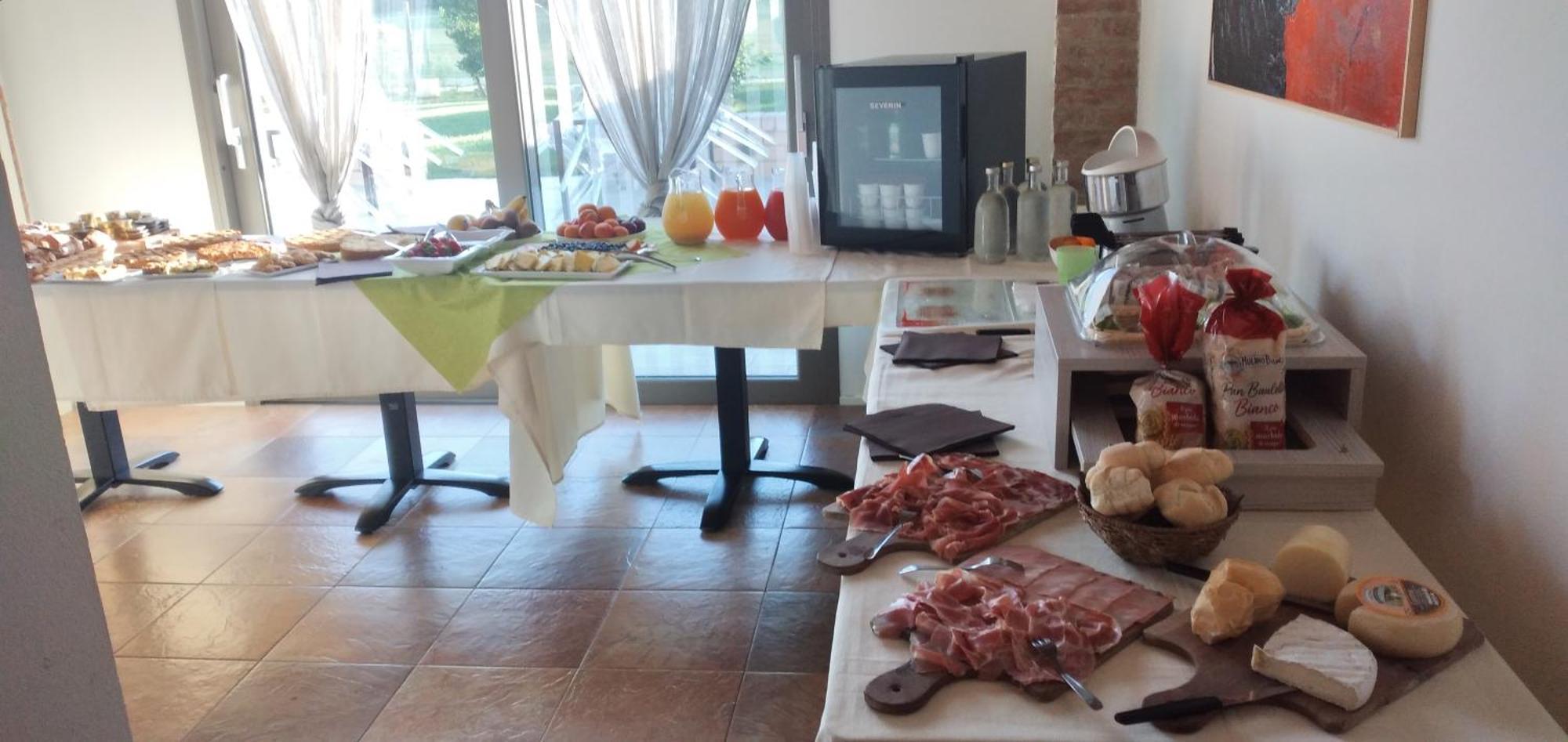 Villa La Rondanina à Castelnuovo Fogliani Extérieur photo