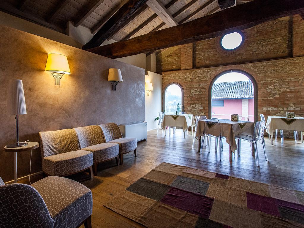 Villa La Rondanina à Castelnuovo Fogliani Extérieur photo