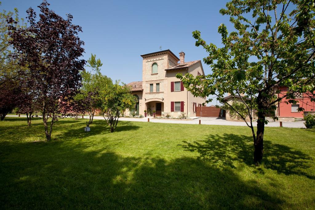 Villa La Rondanina à Castelnuovo Fogliani Extérieur photo