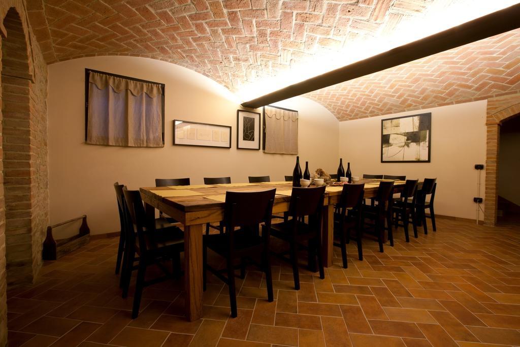 Villa La Rondanina à Castelnuovo Fogliani Extérieur photo